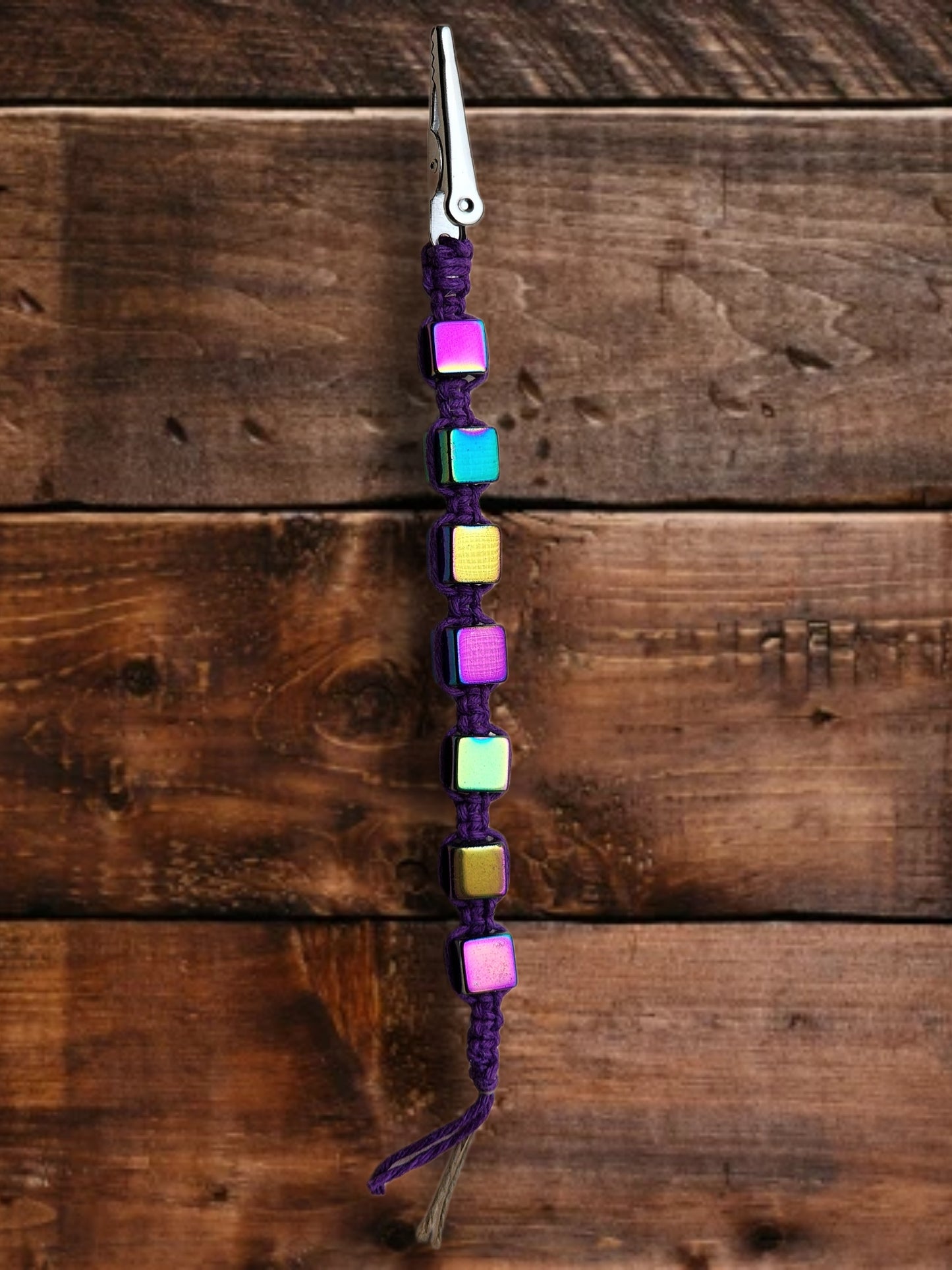 Eco-Friendly Hemp Roach Clip: Natural Fiber Jewelry