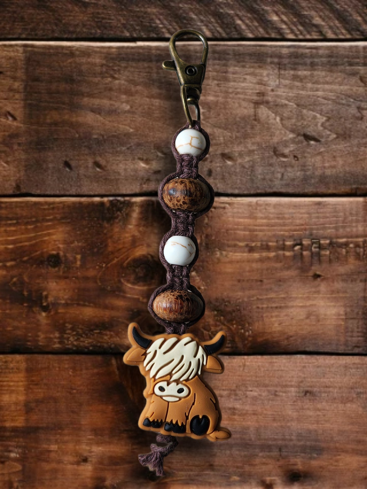 Eco-Friendly Hemp Keychain: Natural Fiber Jewelry