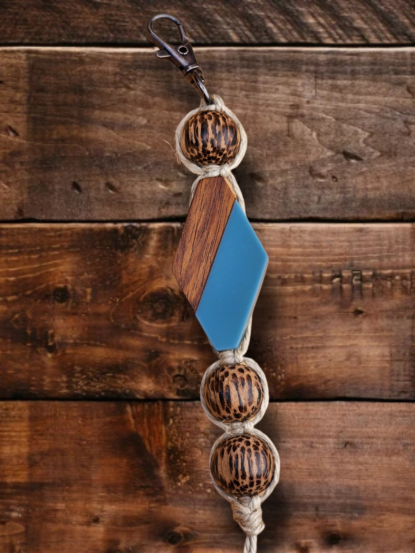 Eco-Friendly Hemp Keychain: Natural Fiber Jewelry