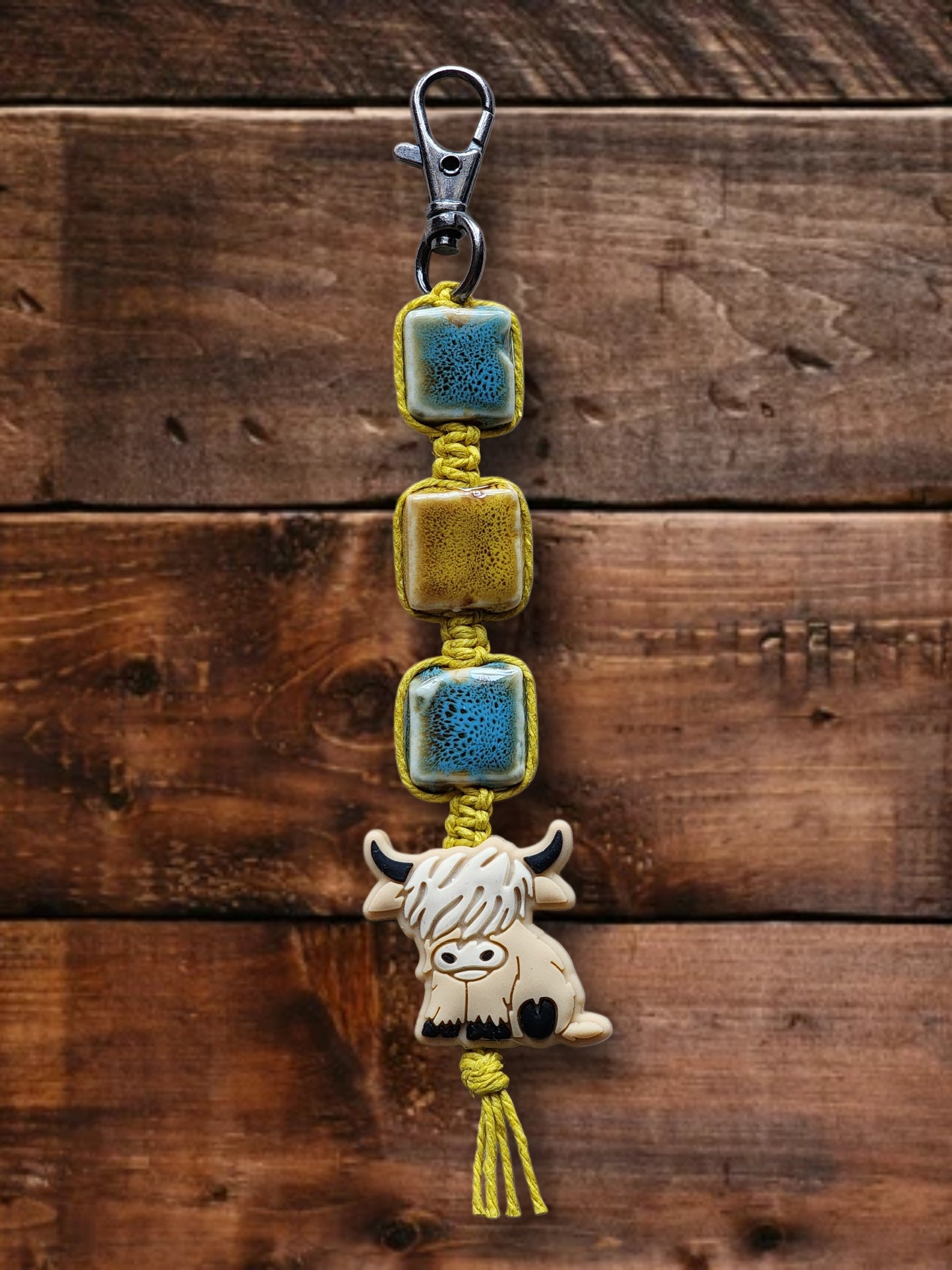 Eco-Friendly Hemp Keychain: Natural Fiber Jewelry