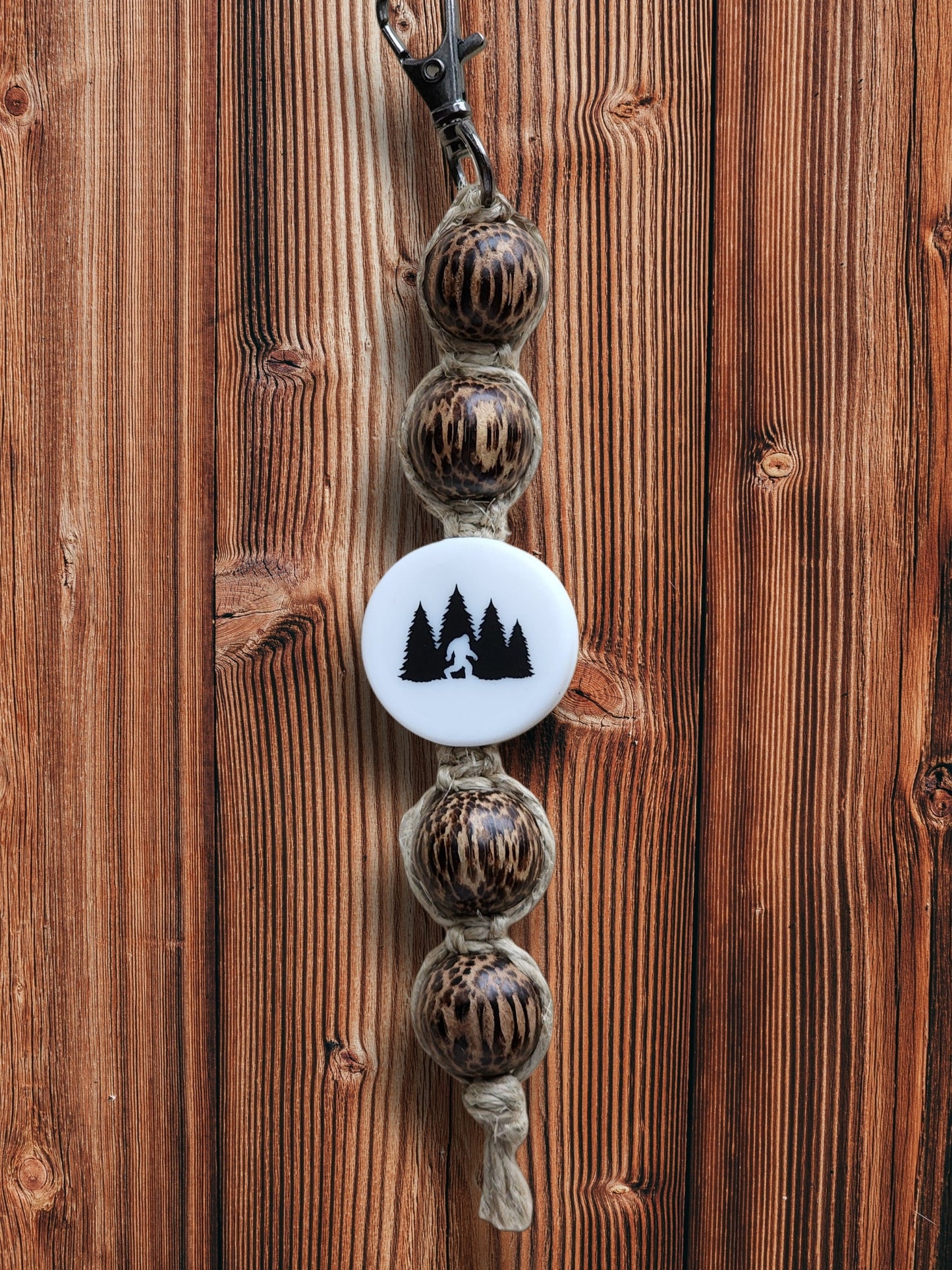 Eco-Friendly Hemp Keychain: Natural Fiber Jewelry