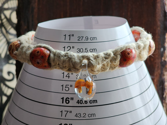 Eco-Friendly Hemp Necklace: Natural Fiber Jewelry