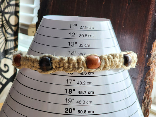 Eco-Friendly Hemp Necklace: Natural Fiber Jewelry