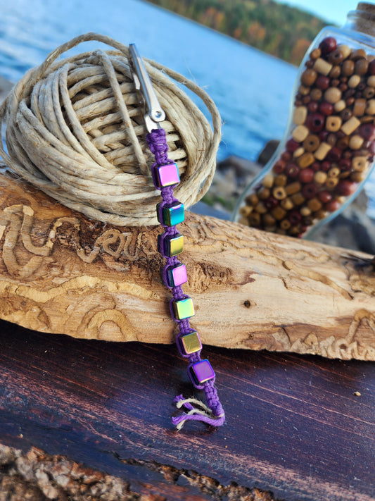 Eco-Friendly Hemp Roach Clip: Natural Fiber Jewelry