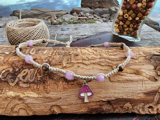 Eco-Friendly Hemp Necklace: Natural Fiber Jewelry