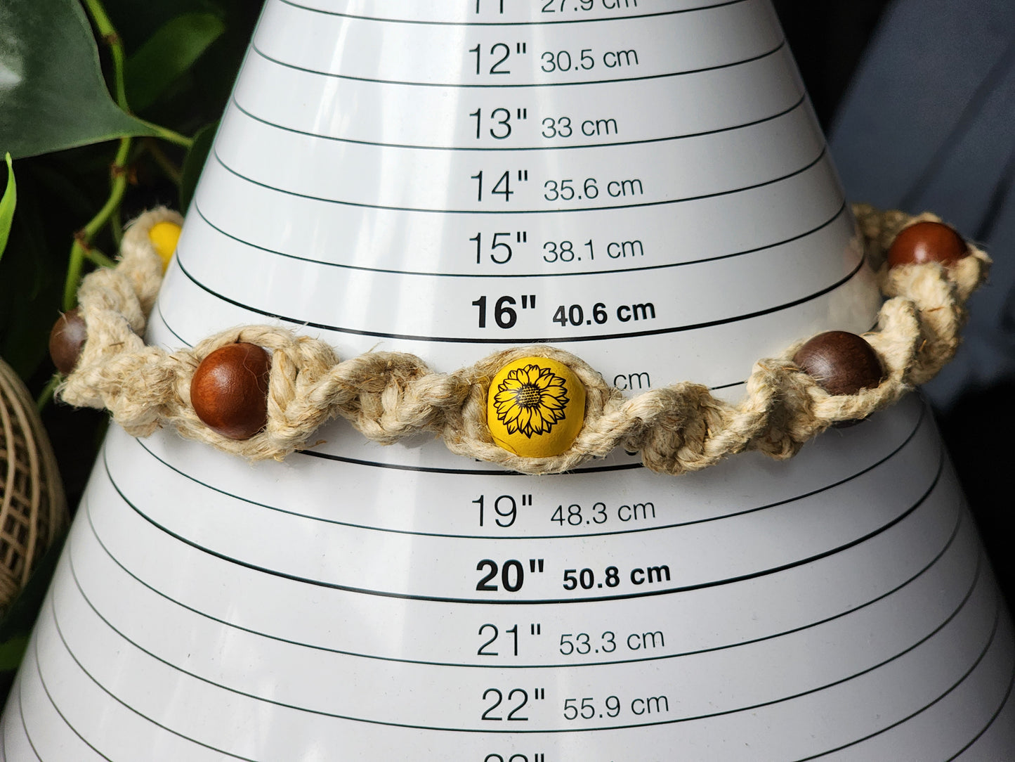 Eco-Friendly Hemp Necklace: Natural Fiber Jewelry