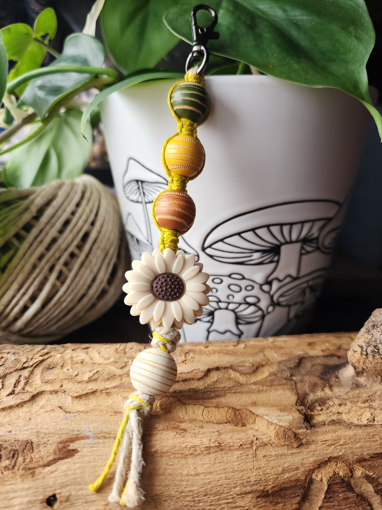 Eco-Friendly Hemp Keychain: Natural Fiber Jewelry